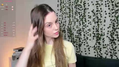 Snapshot of sweet_and_flirt chatting on 22, 11, 2025 Alice online show from 22, 11, 2025