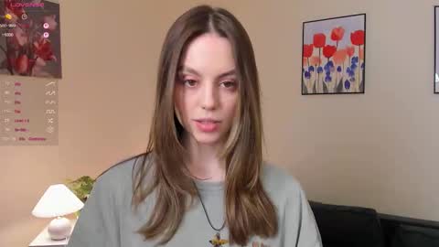 Snapshot of sweet_and_flirt chatting on 3, 12, 2025 Alice online show from 3, 12, 2025