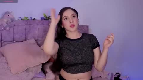 Snapshot of sweet_anllela chatting on 8, 11, 2025 Sthefany Lauren Independent Model online show from 8, 11, 2025