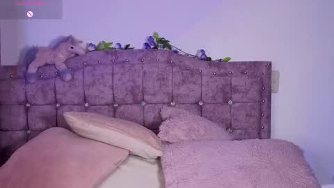 Snapshot of sweet_anllela chatting on 15, 11, 2025 Sthefany Lauren Independent Model online show from 15, 11, 2025