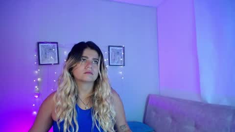 Snapshot of sweet_bella_valery_ chatting on 2, 4, 2026 Bella Valery online show from 2, 4, 2026