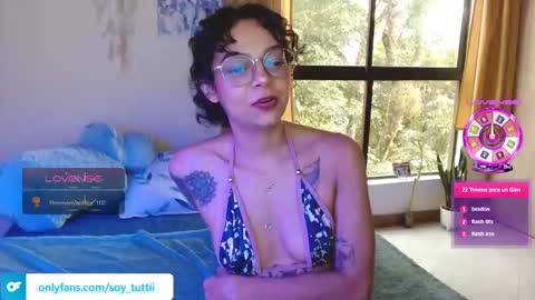 Snapshot of sweet_bluee chatting on 12, 3, 2026 Tutti online show from 12, 3, 2026