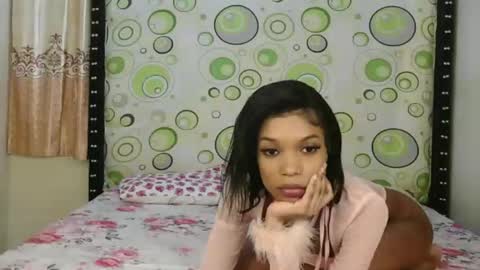 Snapshot of sweet_bobo chatting on 16, 12, 2025 Ocean online show from 16, 12, 2025