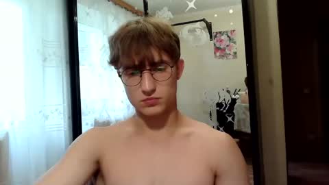 Snapshot of sweet_boy06 chatting on 10, 7, 2026 Sweet boy06 online show from 10, 7, 2026