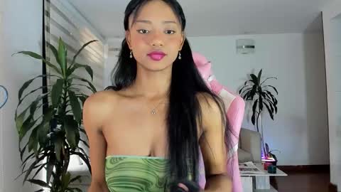 sweet_brunette88 online show from 19, 2, 2026