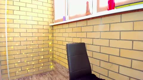 Snapshot of sweet_bun__ chatting on 24, 6, 2026 Christina online show from 24, 6, 2026