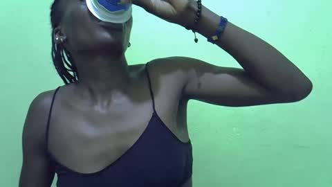 sweet_candie01 online show from 13, 2, 2026