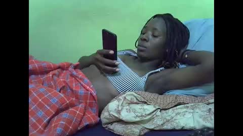 Snapshot of sweet_candie01 chatting on 12, 3, 2026 sweet_candie01 online show from 12, 3, 2026