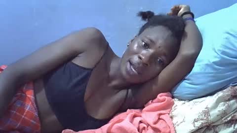 Snapshot of sweet_candie01 chatting on 18, 3, 2026 sweet_candie01 online show from 18, 3, 2026