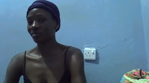 Snapshot of sweet_candie01 chatting on 31, 3, 2026 sweet_candie01 online show from 31, 3, 2026