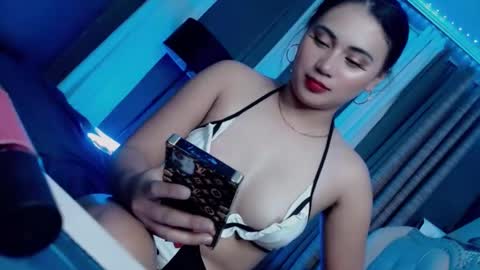 sweet_candyxz online show from 23, 1, 2025