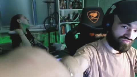 Snapshot of sweet_couplees chatting on 20, 4, 2026 sweet_couplees online show from 20, 4, 2026