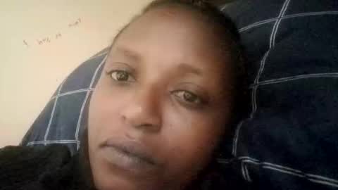 Snapshot of sweet_ebony001 chatting on 12, 4, 2026 sweet_ebony001 online show from 12, 4, 2026