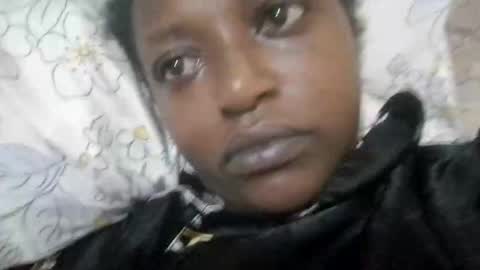 Snapshot of sweet_ebony001 chatting on 23, 4, 2026 sweet_ebony001 online show from 23, 4, 2026