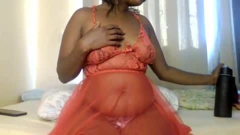 Snapshot of sweet_ebony001 chatting on 28, 4, 2026 sweet_ebony001 online show from 28, 4, 2026