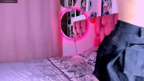 Snapshot of sweet_falon chatting on 20, 10, 2025 Sweet Fhalon online show from 20, 10, 2025