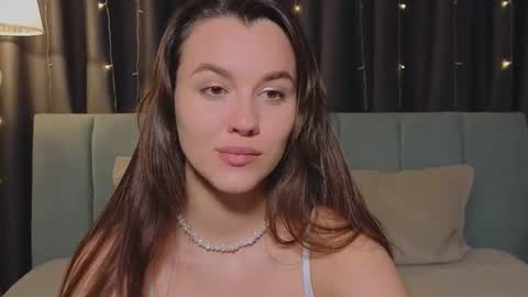 Snapshot of sweet_haeven chatting on 21, 3, 2026 Im Mia.LOVELY PATTERNS 100 120 160 200 my toy buzzes from 2 tip online show from 21, 3, 2026