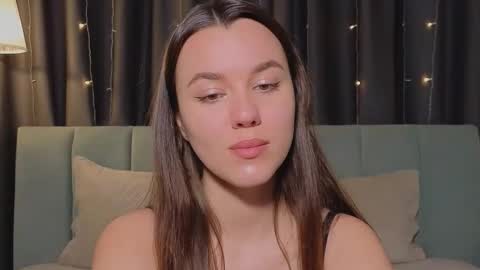 Snapshot of sweet_haeven chatting on 23, 3, 2026 Im Mia.LOVELY PATTERNS 100 120 160 200 my toy buzzes from 2 tip online show from 23, 3, 2026