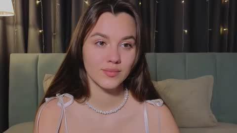 Snapshot of sweet_haeven chatting on 6, 4, 2026 Im Mia.LOVELY PATTERNS 100 120 160 200 my toy buzzes from 2 tip online show from 6, 4, 2026