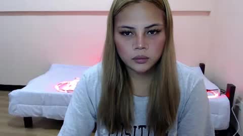 sophia daisy  online show from 28, 9, 2025