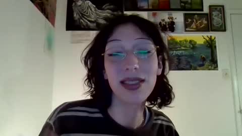 Snapshot of sweet_harvey chatting on 3, 3, 2026 sweet_harvey online show from 3, 3, 2026