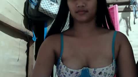 Snapshot of sweet_hazel25 chatting on 9, 2, 2026 Hazel online show from 9, 2, 2026
