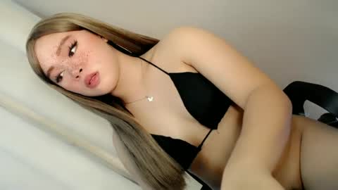 Anisha online show from 28, 6, 2026