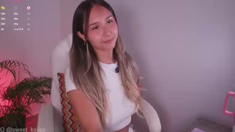 Snapshot of sweet_kalisa chatting on 18, 1, 2026 Call me Kali online show from 18, 1, 2026