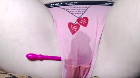 Snapshot of sweet_kitten25 chatting on 6, 2, 2025 Kitten online show from 6, 2, 2025