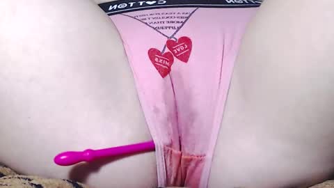 Snapshot of sweet_kitten25 chatting on 6, 2, 2025 Kitten online show from 6, 2, 2025