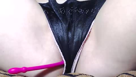Snapshot of sweet_kitten25 chatting on 27, 2, 2025 Kitten online show from 27, 2, 2025