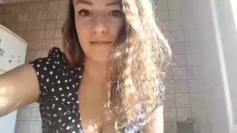 Snapshot of sweet_lilgirl_x chatting on 27, 2, 2025 Anna online show from 27, 2, 2025