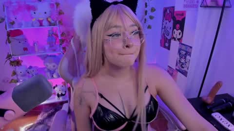 Snapshot of sweet_lilly_sweet chatting on 28, 5, 2026 sweet_lilly_sweet online show from 28, 5, 2026