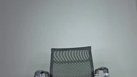 Snapshot of sweet_litle chatting on 26, 5, 2026 sweet_litle online show from 26, 5, 2026