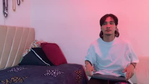 Mia online show from 22, 5, 2026