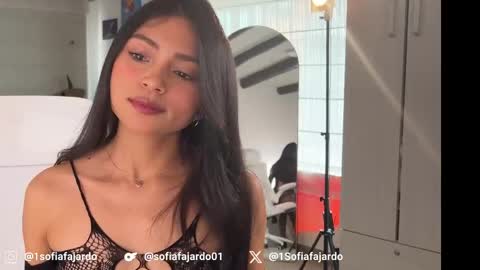 Snapshot of sweet_littleee chatting on 9, 4, 2026 free private online show from 9, 4, 2026