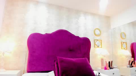 Luciana online show from 24, 11, 2025