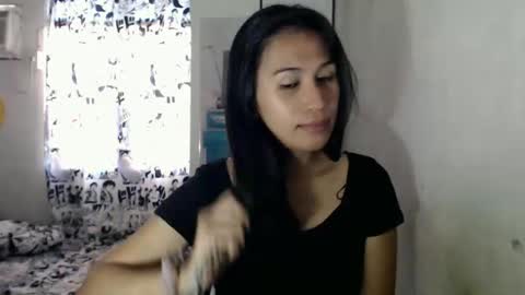 Snapshot of sweet_mariexxo chatting on 4, 5, 2026 Marie online show from 4, 5, 2026