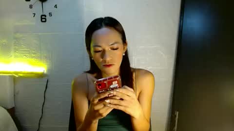 Snapshot of sweet_marry143 chatting on 12, 9, 2025 marry online show from 12, 9, 2025