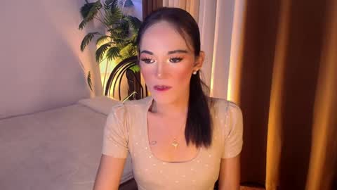 Snapshot of sweet_marry143 chatting on 14, 7, 2026 marry online show from 14, 7, 2026