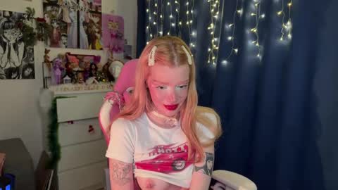 Melissa. Join me on Fansly link in social medias online show from 18, 12, 2024