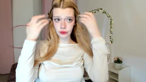 Melissa. Join me on Fansly link in social medias online show from 22, 3, 2026