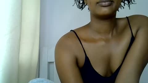 Snapshot of sweet_melod chatting on 25, 6, 2026 Linda online show from 25, 6, 2026