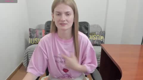 Snapshot of sweet_melody_of_ur_heart chatting on 26, 6, 2026 Mila online show from 26, 6, 2026