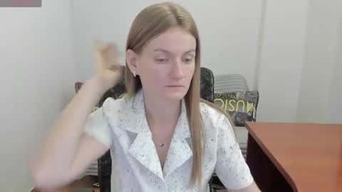 Snapshot of sweet_melody_of_ur_heart chatting on 2, 7, 2026 Mila online show from 2, 7, 2026
