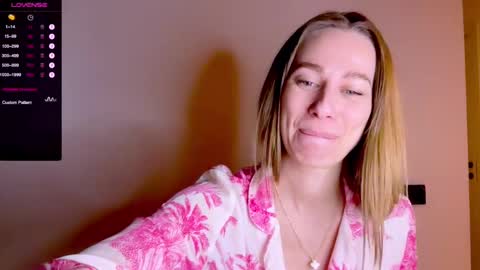 Mia online show from 2, 3, 2025