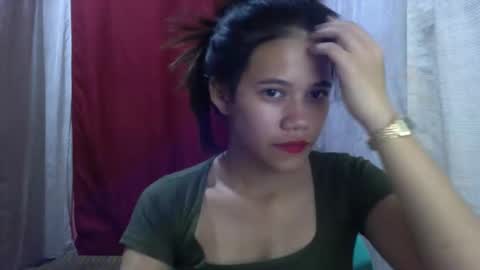 sweet_milkshake2004 online show from 5, 10, 2025