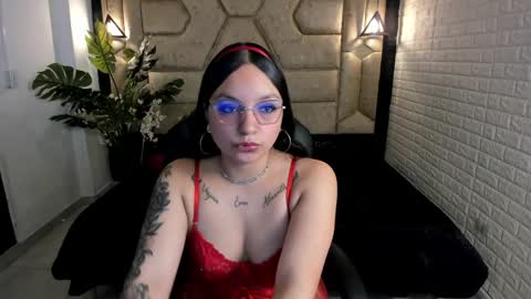 Snapshot of sweet_moon3 chatting on 23, 4, 2026 sweet_moon3 online show from 23, 4, 2026