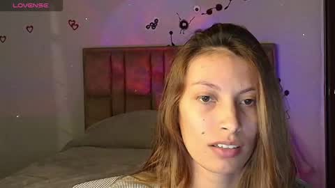 sweet_moon_v_ online show from 8, 1, 2026