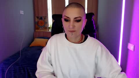 Snapshot of sweet_n_strong chatting on 12, 4, 2026 sweet_n_strong online show from 12, 4, 2026